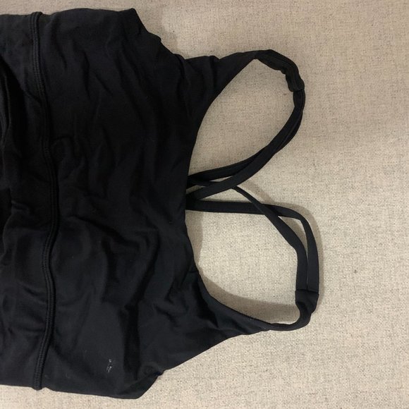 One Grey and One Black Lulu Energy Bra - Picture 2 of 6